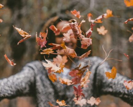 5 Ways to Nurture Your Mind, Body, and Skin This Autumn