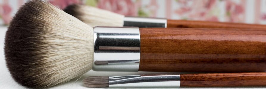 Update Your On-The-Go Make-Up Bag